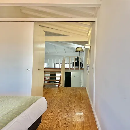 Charming In S Center