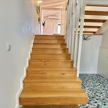 Charming In S Center *