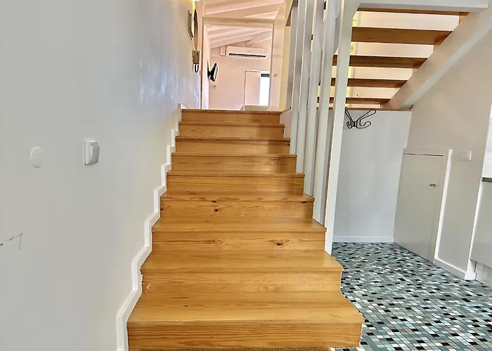 Charming In S Center *